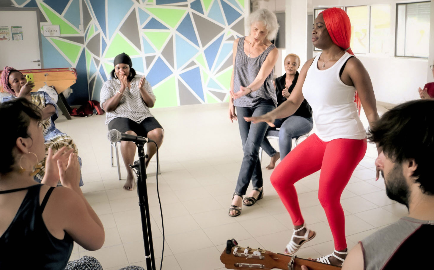 La compagnie Minera met en place avec La Cabagnol, à Nettancourt, un atelier d'improvisation Juerga flamenca en lien avec son spectacle Regreso, et mêlant un public de demandeurs d'asile, et des habitants du territoire. 